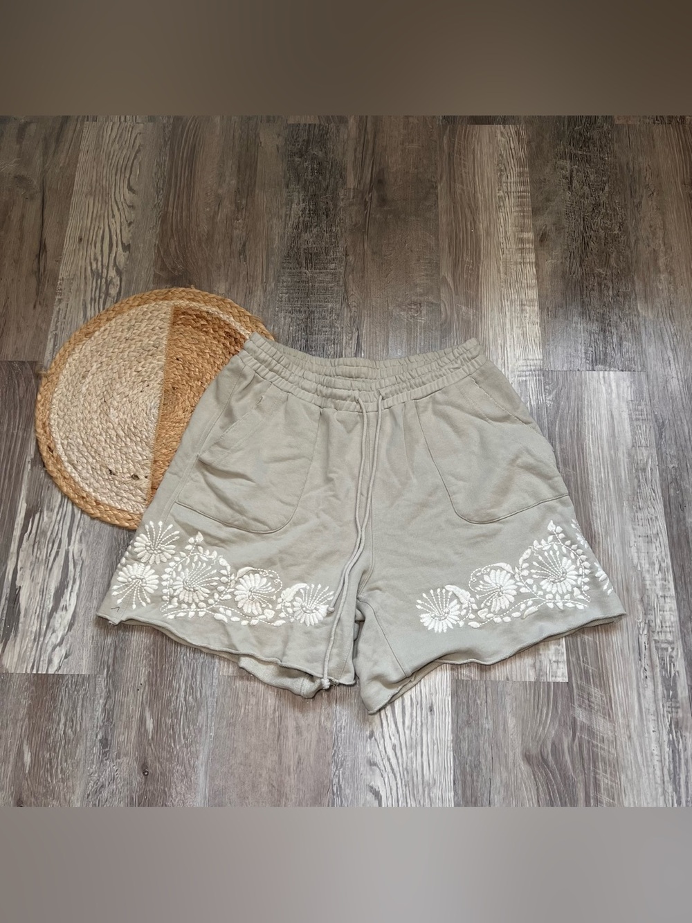 SISTER MARY Floral Embroidered Womens Short